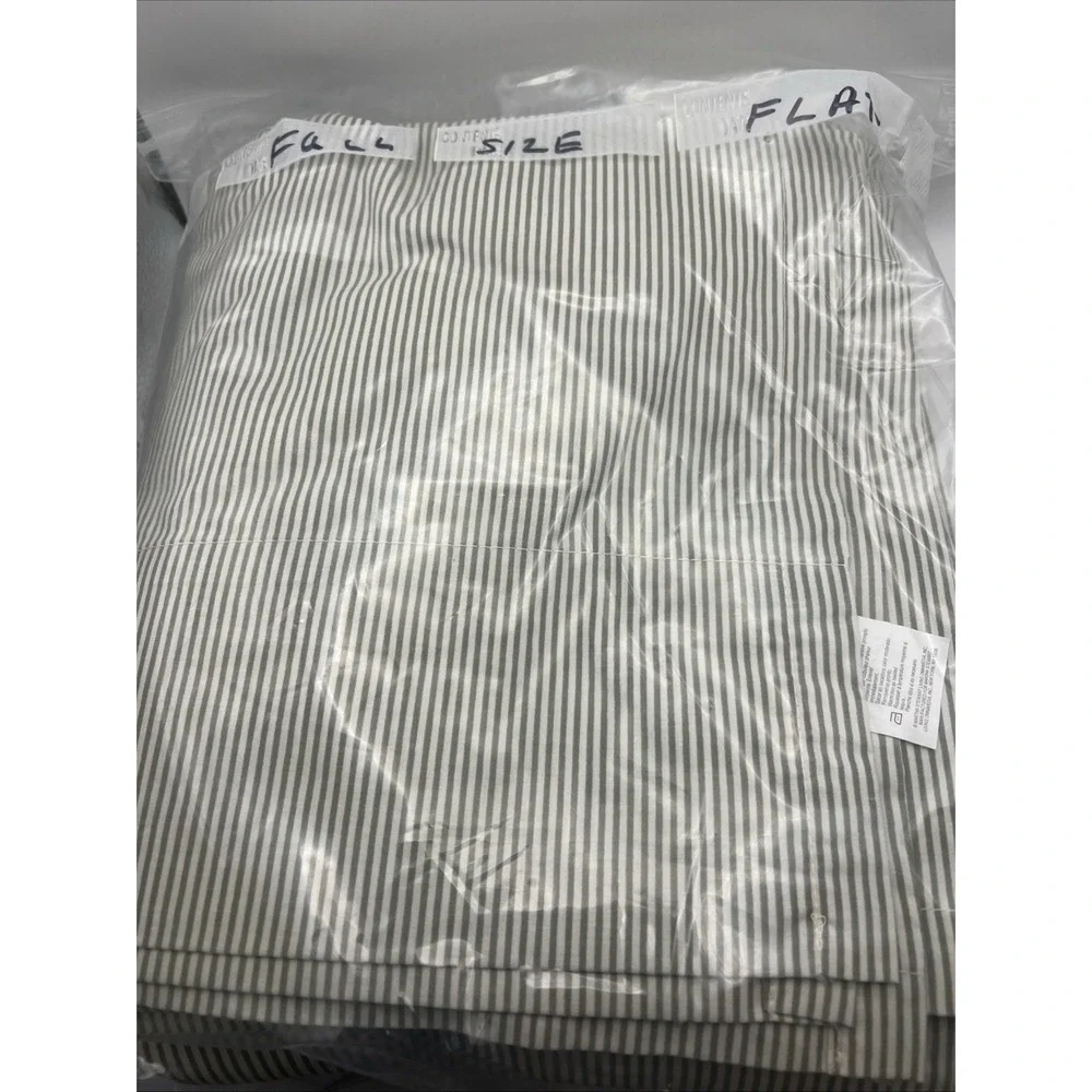 Martha Stewart Everyday Full Flat Sheet, Green Strip, 250 Thread count X2 1 NWT